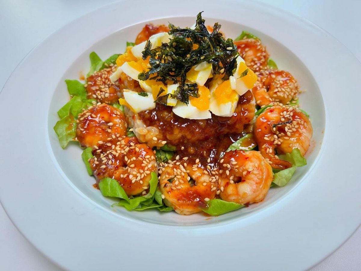 Cơm sốt tôm chua ngọt 칠리새우덮밥
