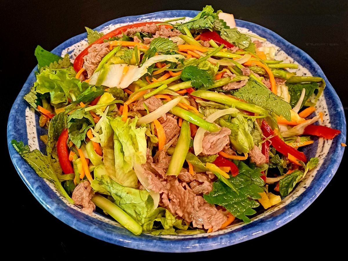 Gỏi măng tây, thịt bò