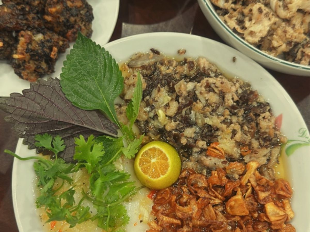 Bánh đúc thịt làm từ cơm nguội