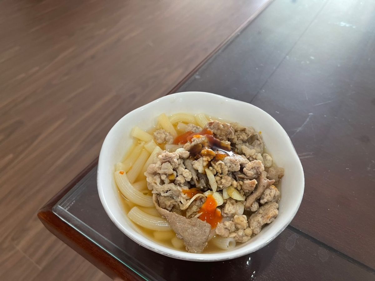 Nui với thịt bò xào