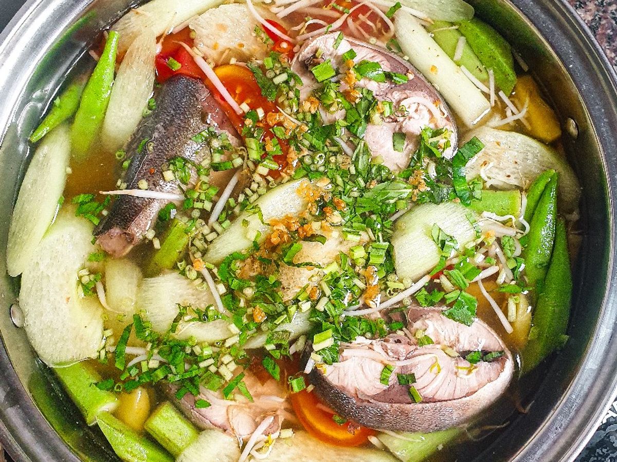 Canh chua cá cam