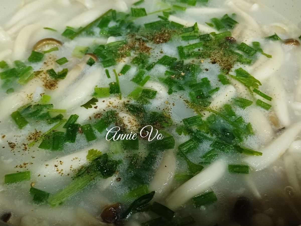 Cháo nấm thịt xay