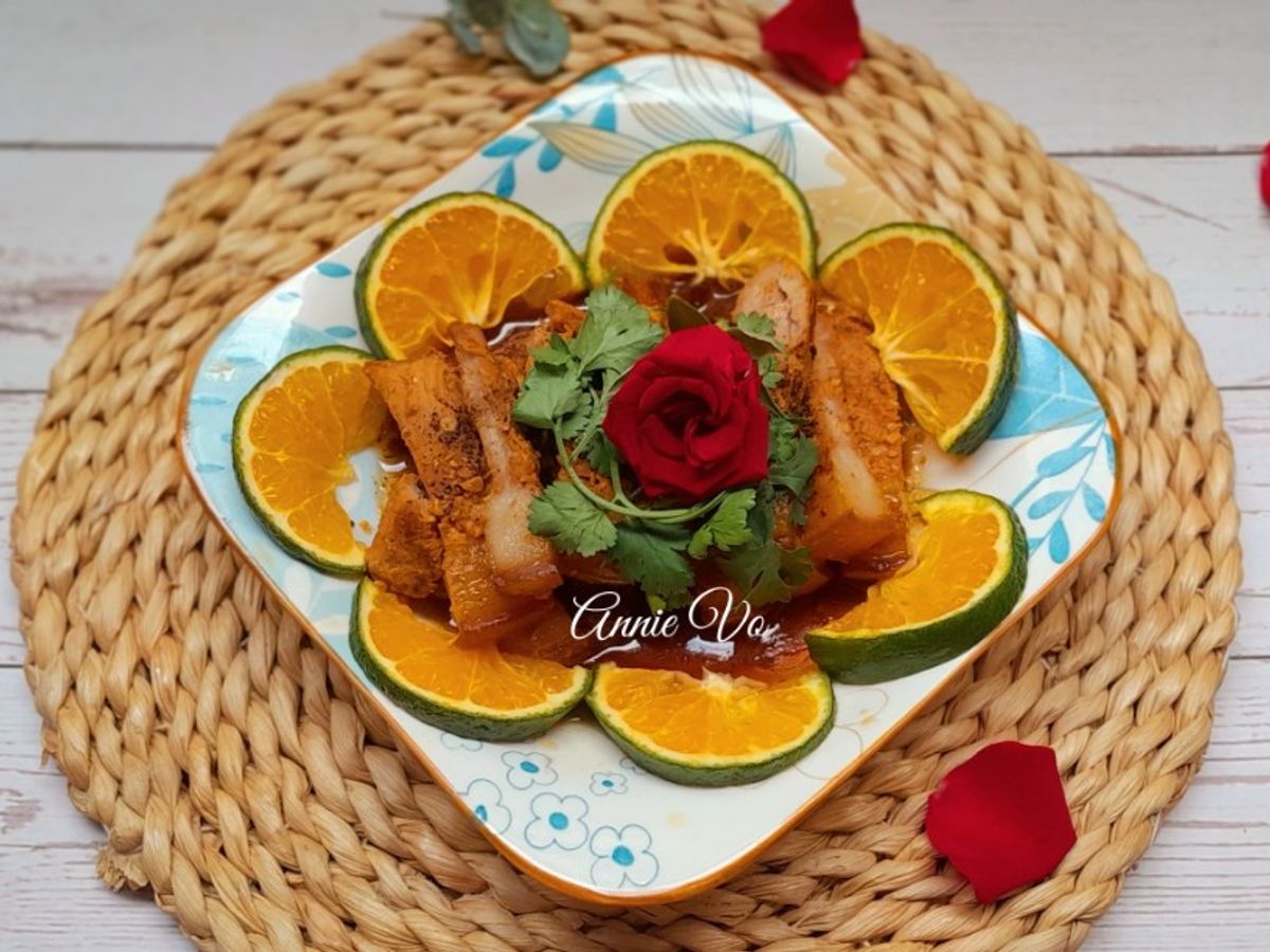 Thịt sốt cam