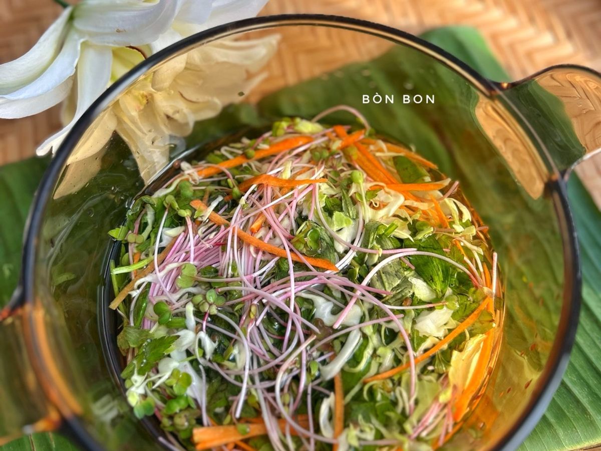 Dưa bắp cải, rau mầm củ cải đỏ