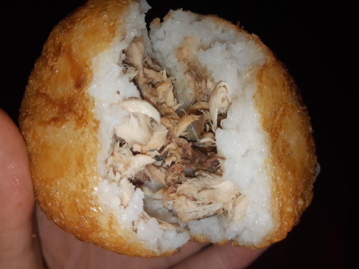 Cơm nắm chiên nhân cá😋