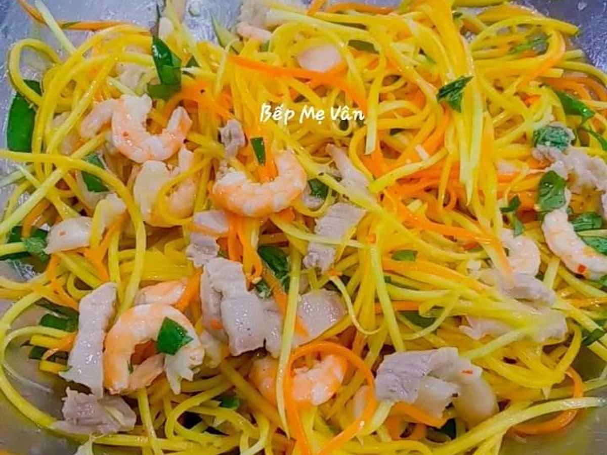 Gỏi đu đủ tôm thịt