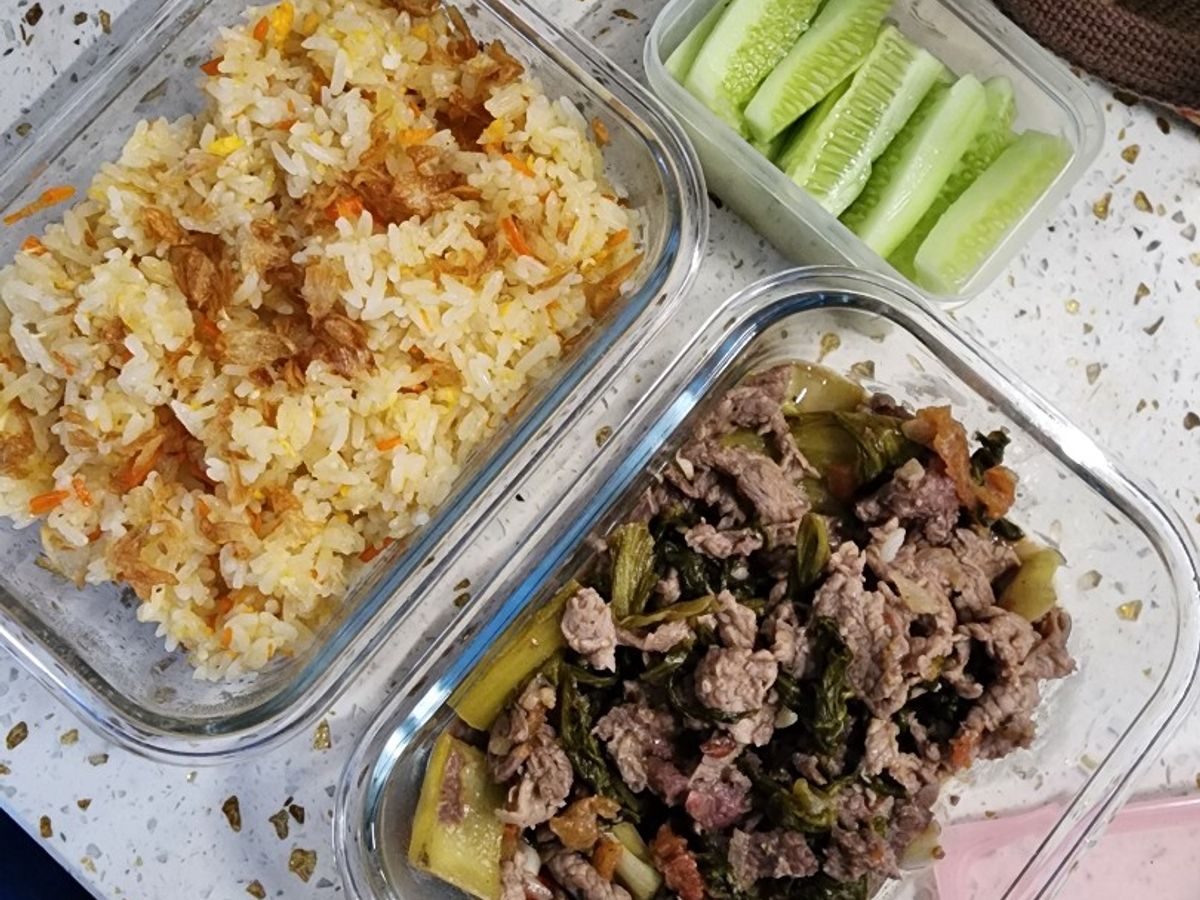 Cơm rang dưa bò: cơm trưa VP