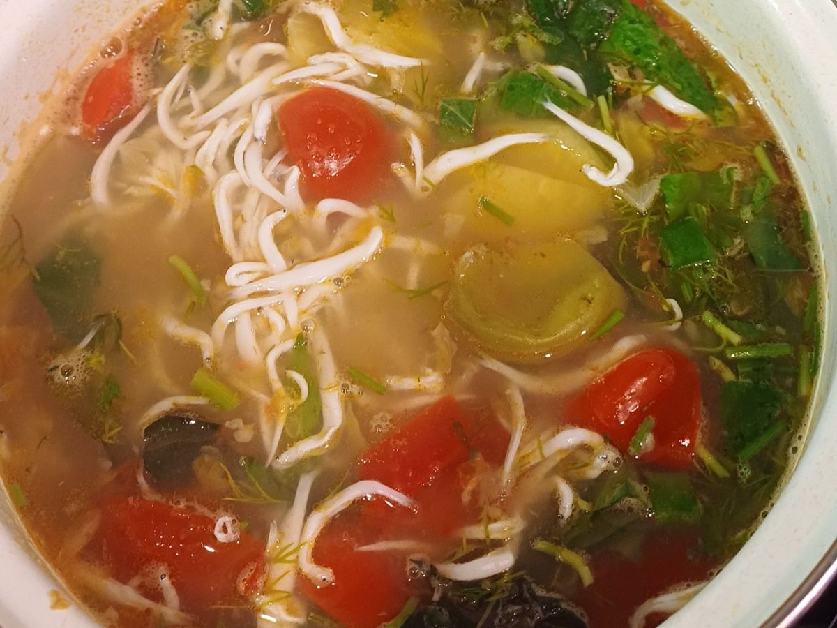 Canh chua cá ngần