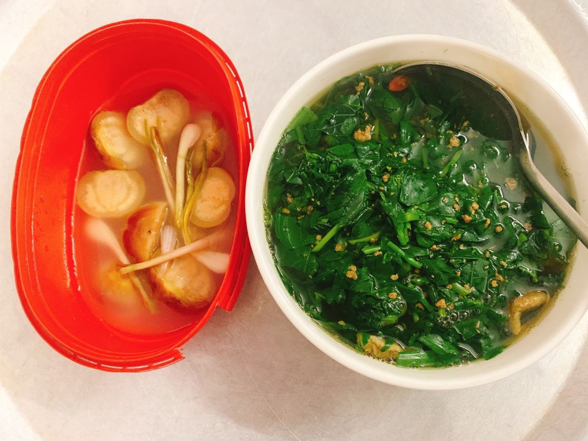 Canh cua cà muối