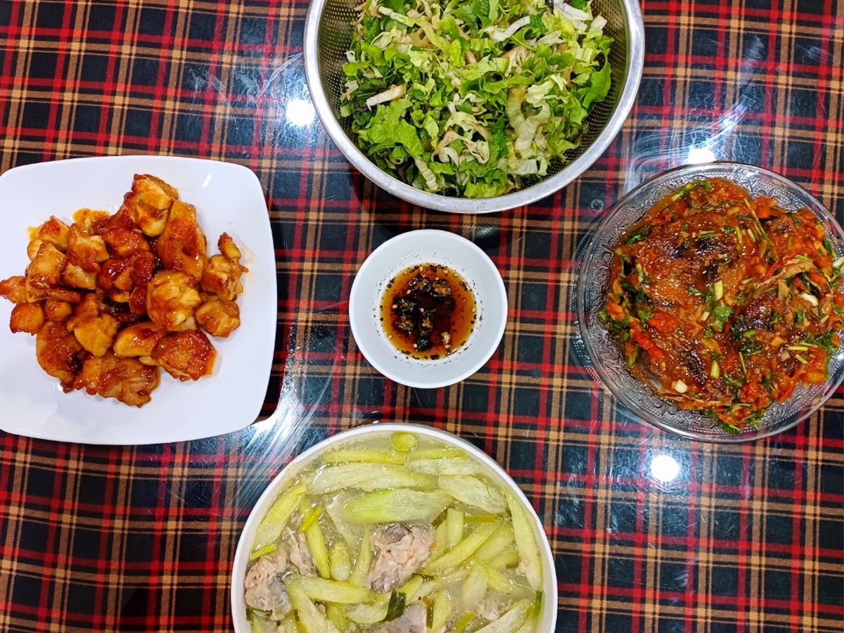 Mâm cơm gia đình #29