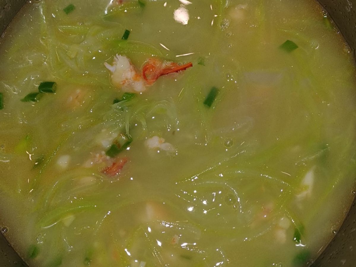Canh bầu nấu tôm