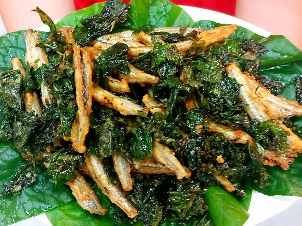 Cá kìm chiên lá lốt