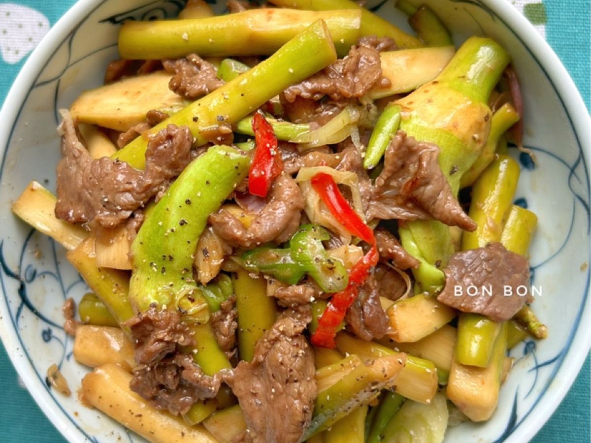 Ngó Môn Xào Thịt Bò