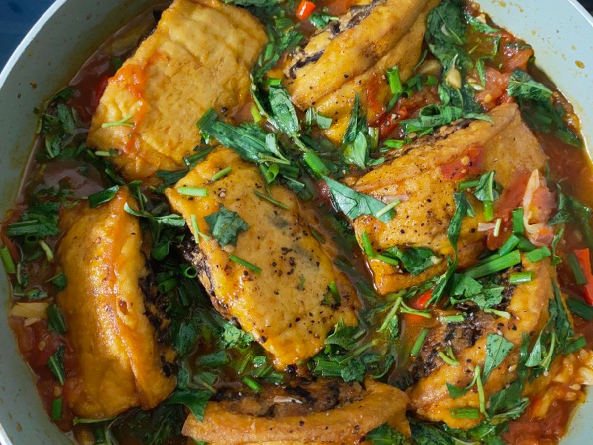 Đậu hũ nhồi thịt sốt cà chua