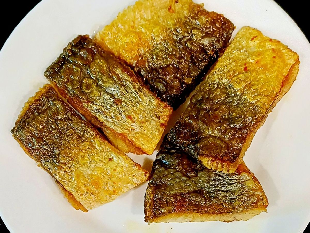 Cá nhụ 1 nắng chiên
