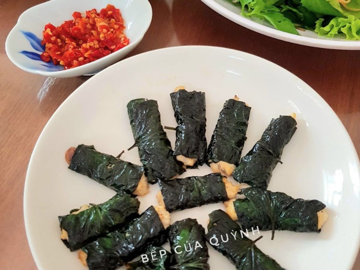 Đậu khuôn cuộn lá lốt