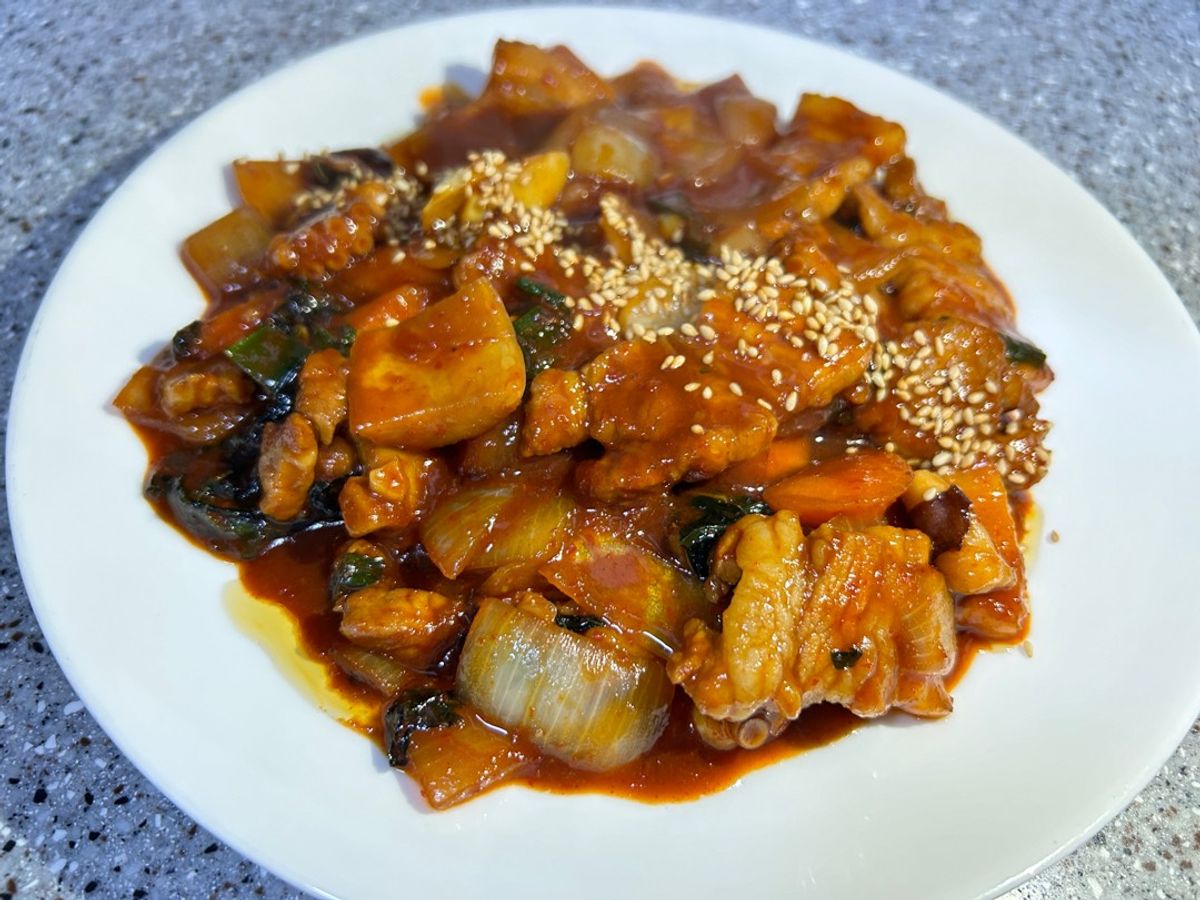Thịt ba chỉ xào bạch tuộc 🐙