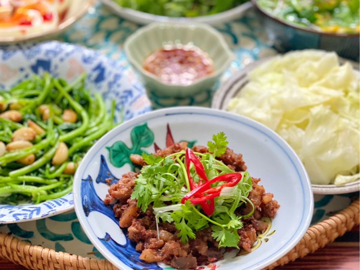 Mắm Ruốc Xào Thịt