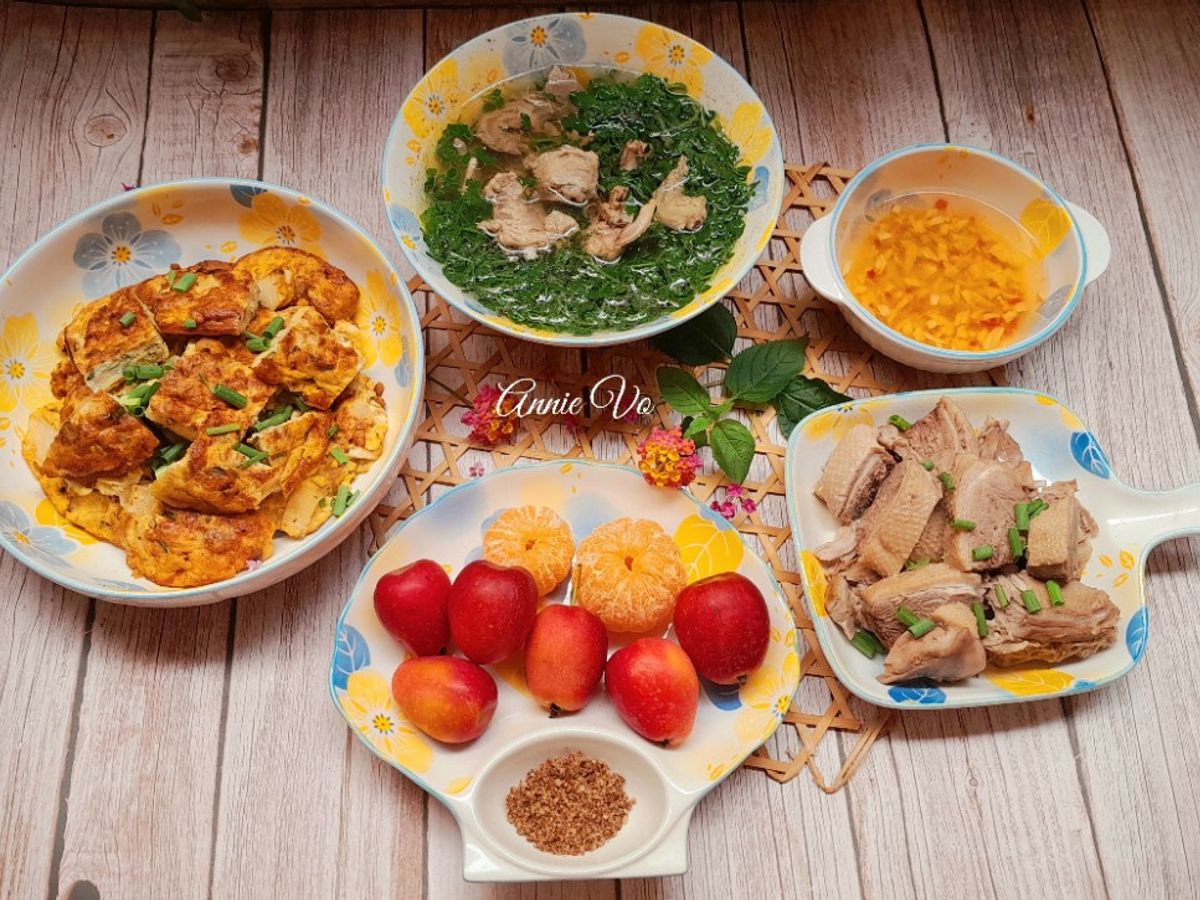 Bữa cơm với các món vịt