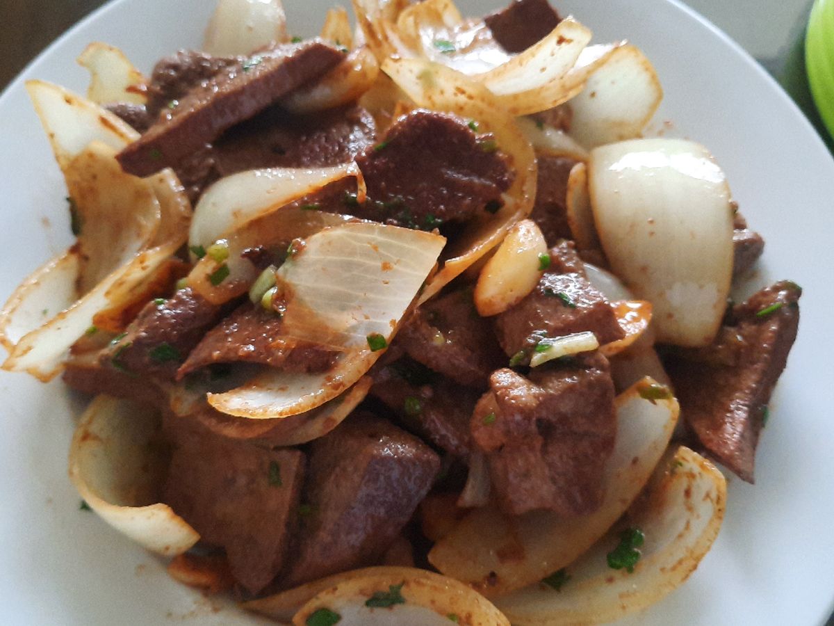 Gan lợn cháy tỏi
