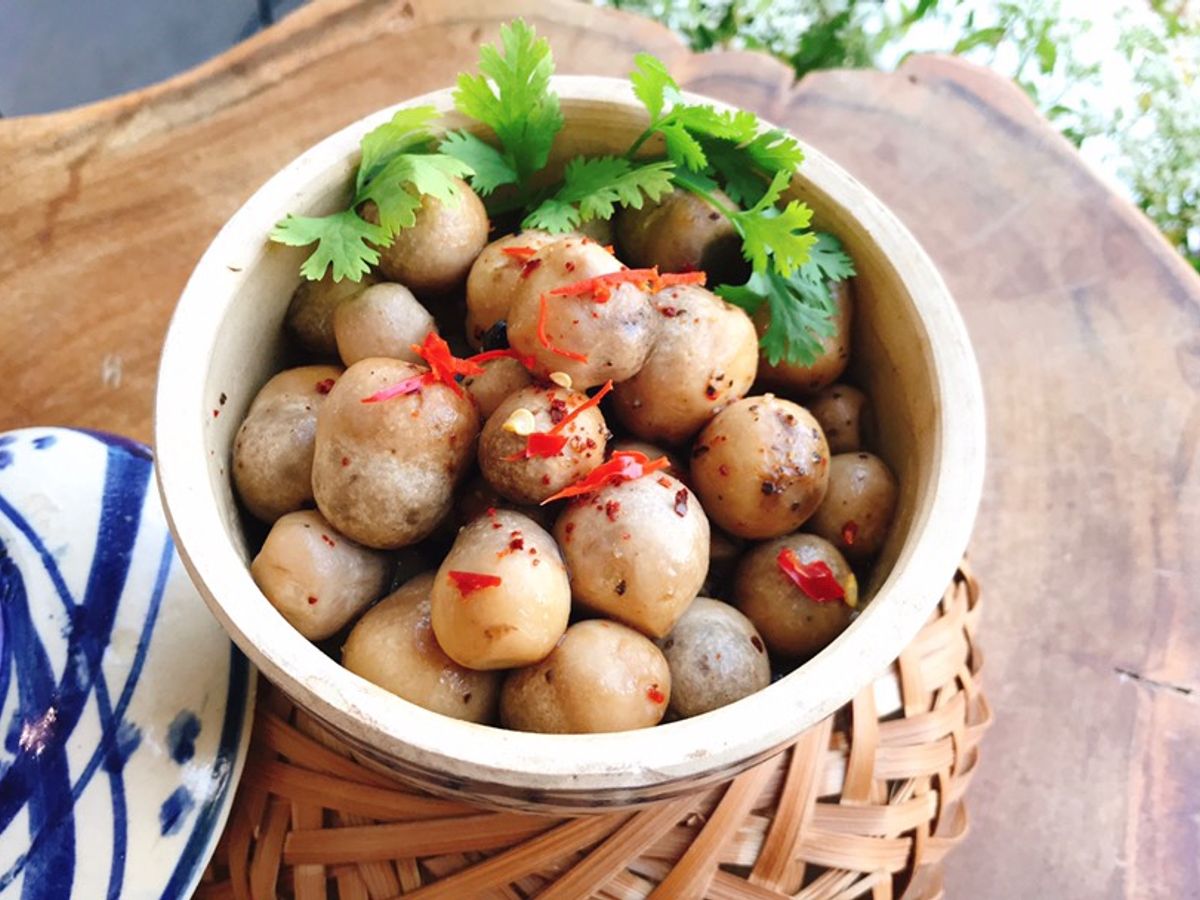 Nấm rơm kho tiêu