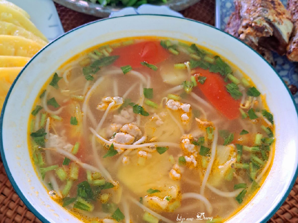 Canh chua thịt bằm
