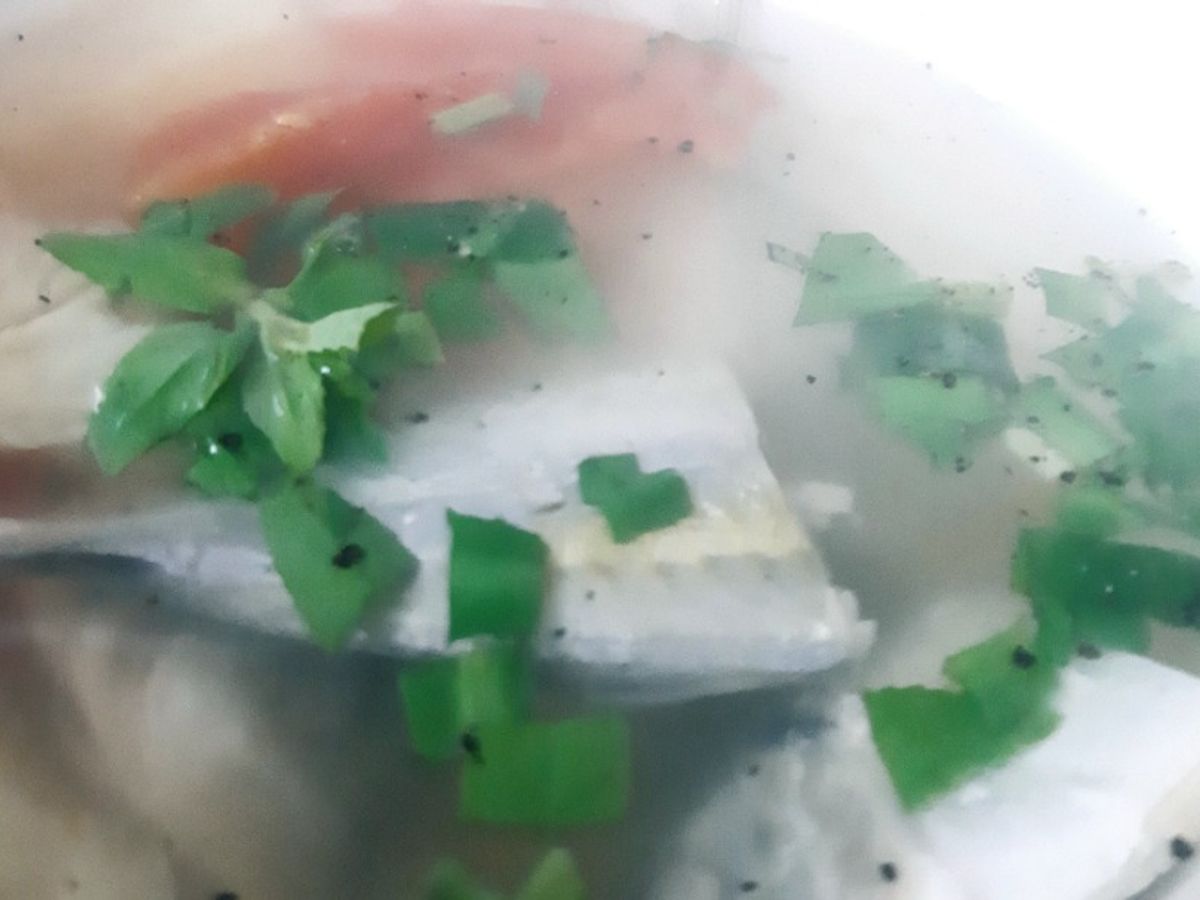 Cá chỉ vàng nấu chua