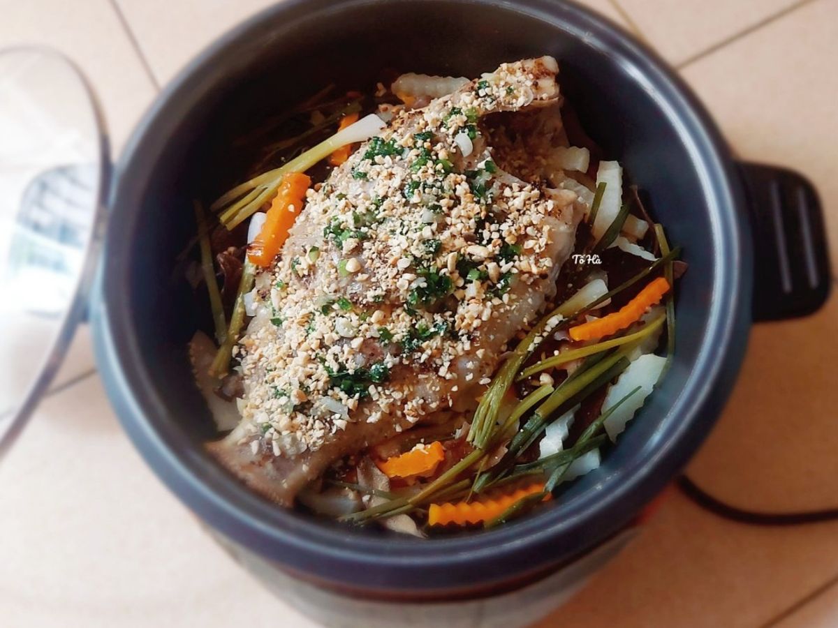 CÁ diêu hồng hấp với củ sắn