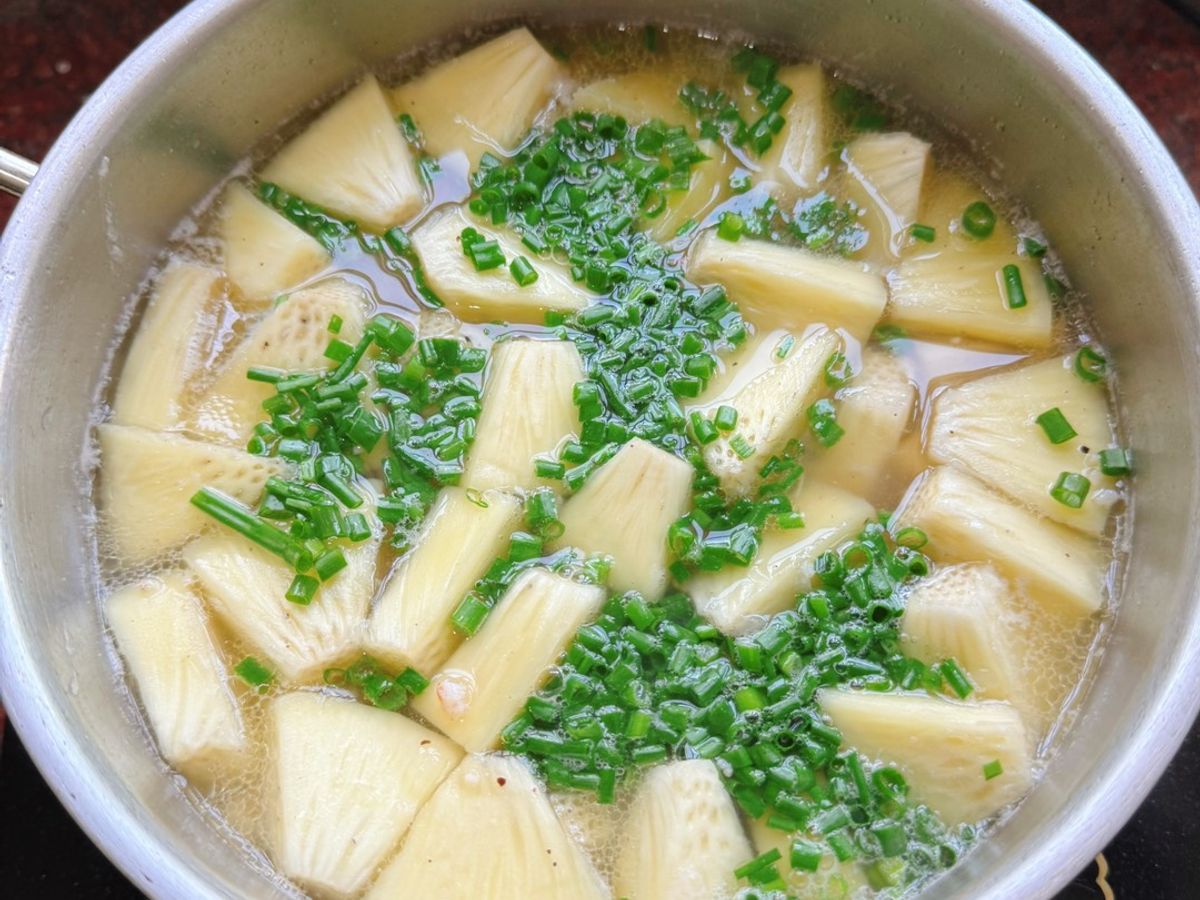 Canh sake nấu tôm