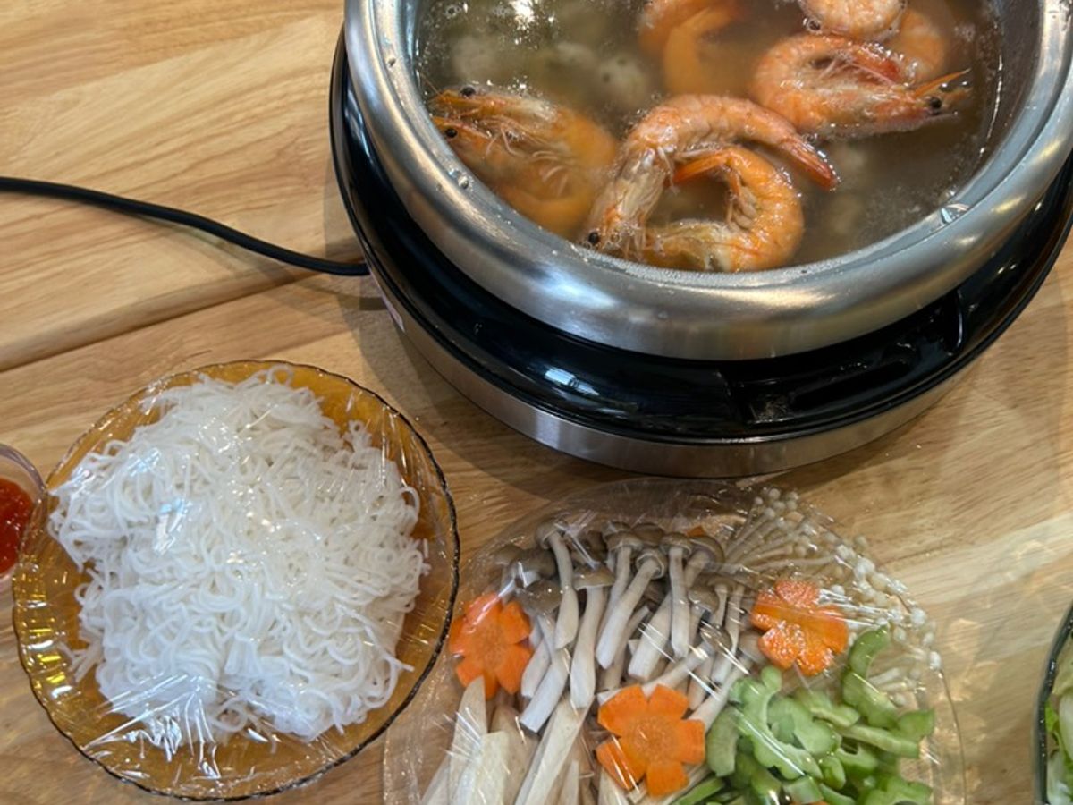Lẩu Khổ Qua Cá Thác Lác