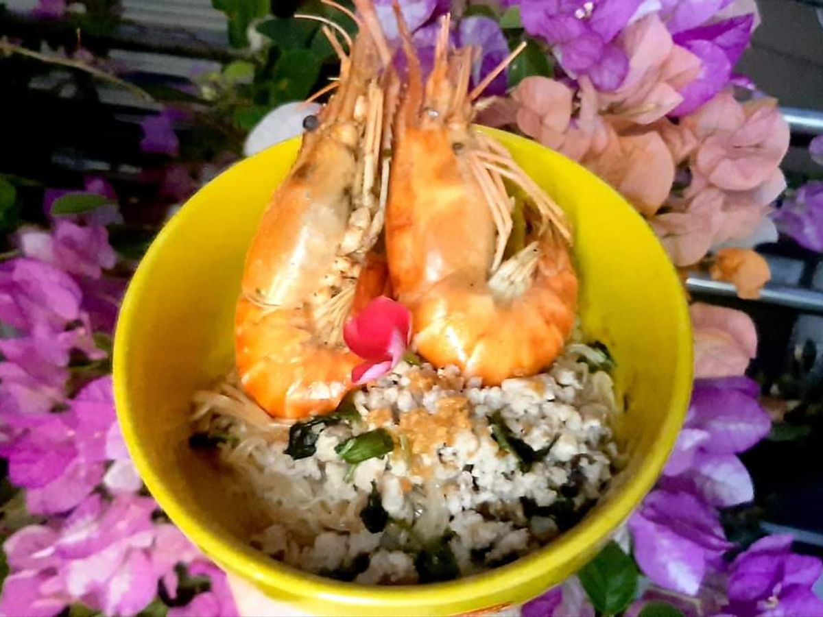 Hủ tiếu khô tôm càng