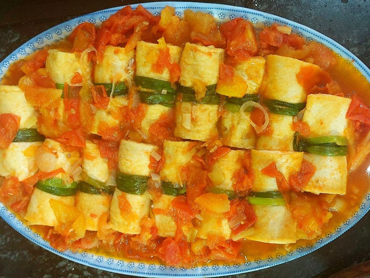 Đậu Kênh cuộn thịt sốt cà