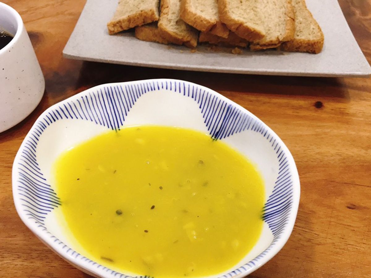 Soup khoai tây bí đỏ nấm linh chi