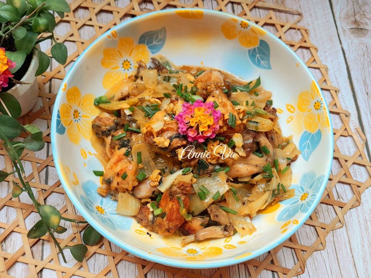 Ếch chiên nước mắm