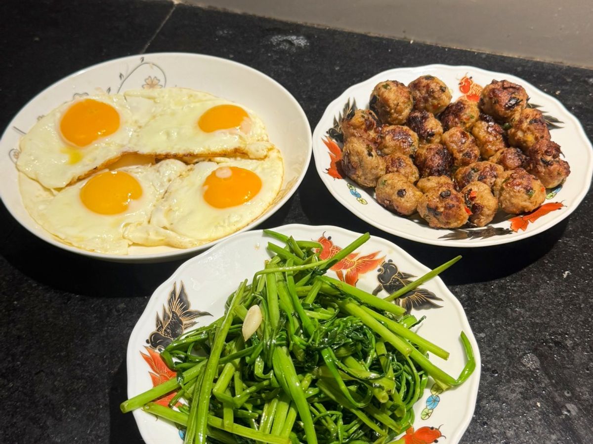 Mâm cơm EatWell