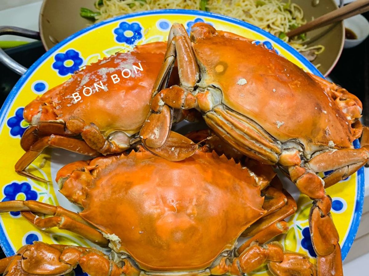 Cua Hấp Nước Dừa & Cách Chọn Cua Ngon