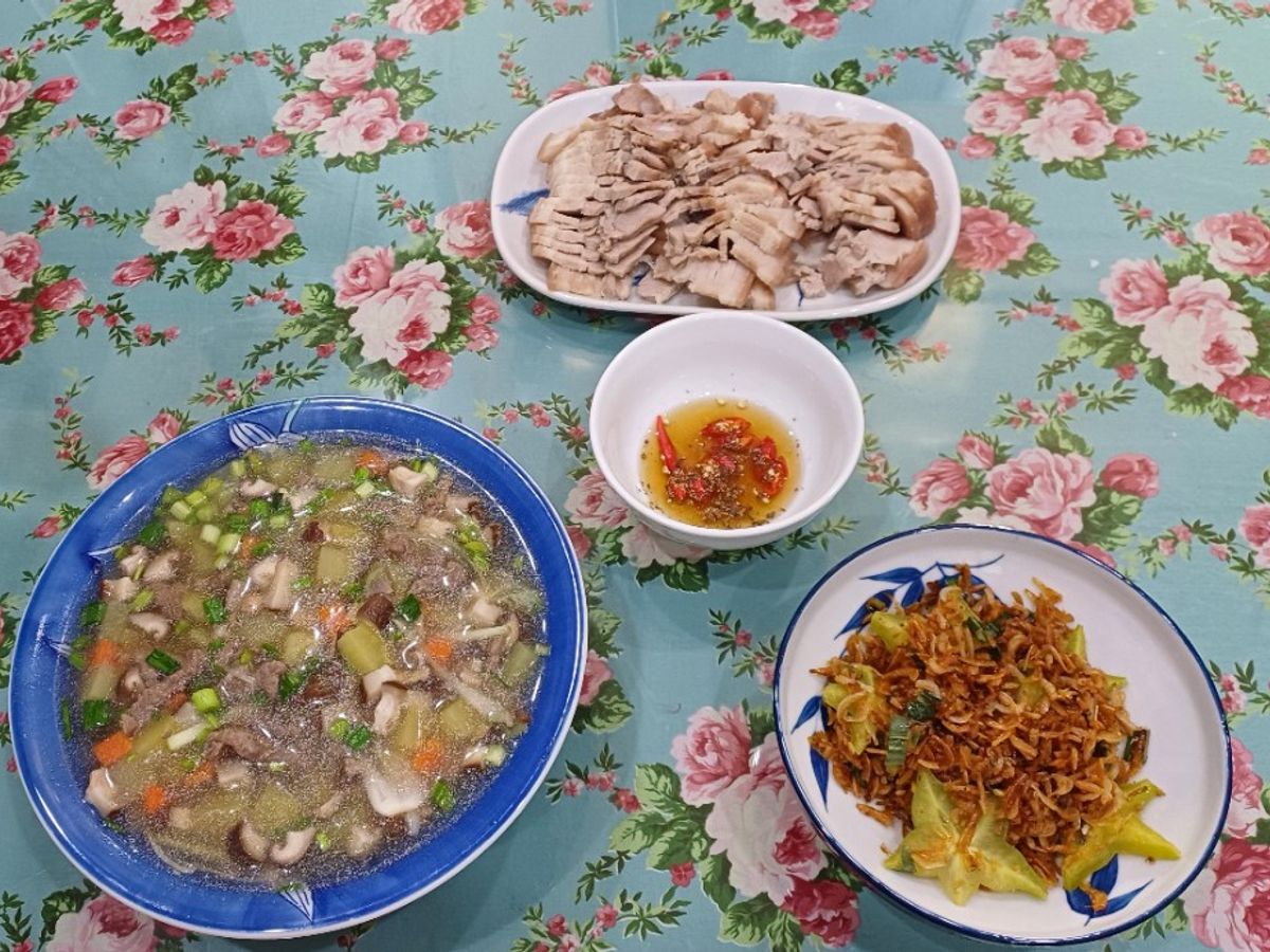 Mâm cơm gia đình #70