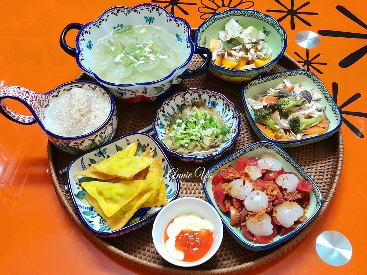 Cơm nhà nhiều món ngày cuối tuần