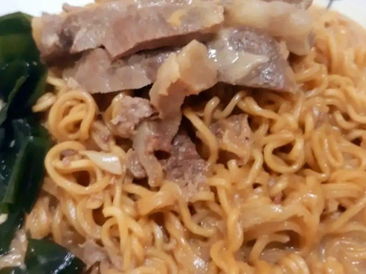 Mì tôm trộn thịt cừu rong biển