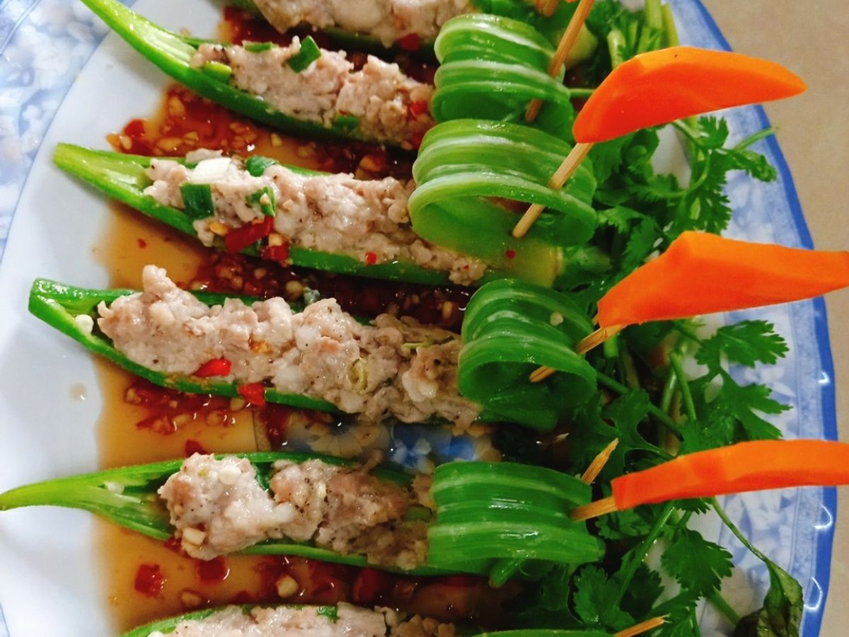 Thịt nhồi đậu bắp