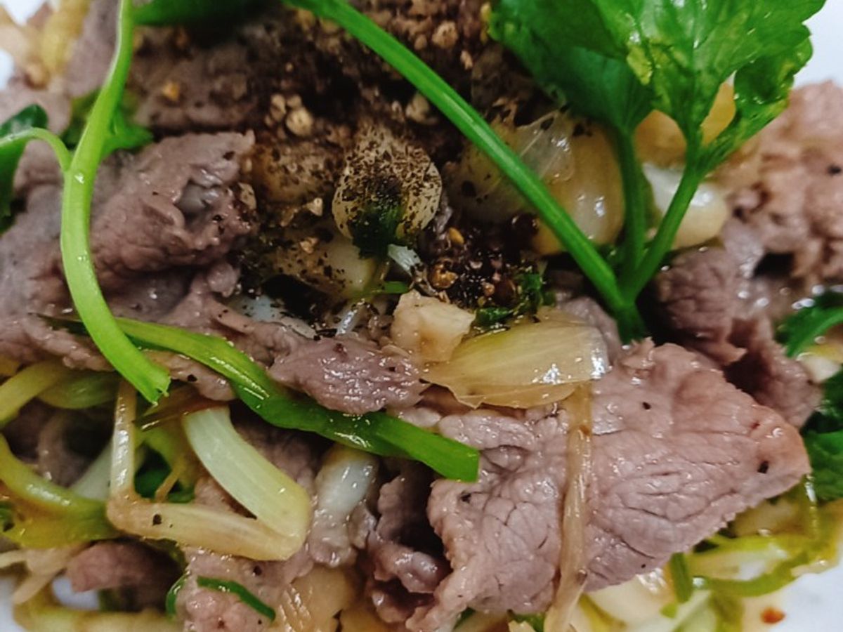 Thịt bò xào kiệu