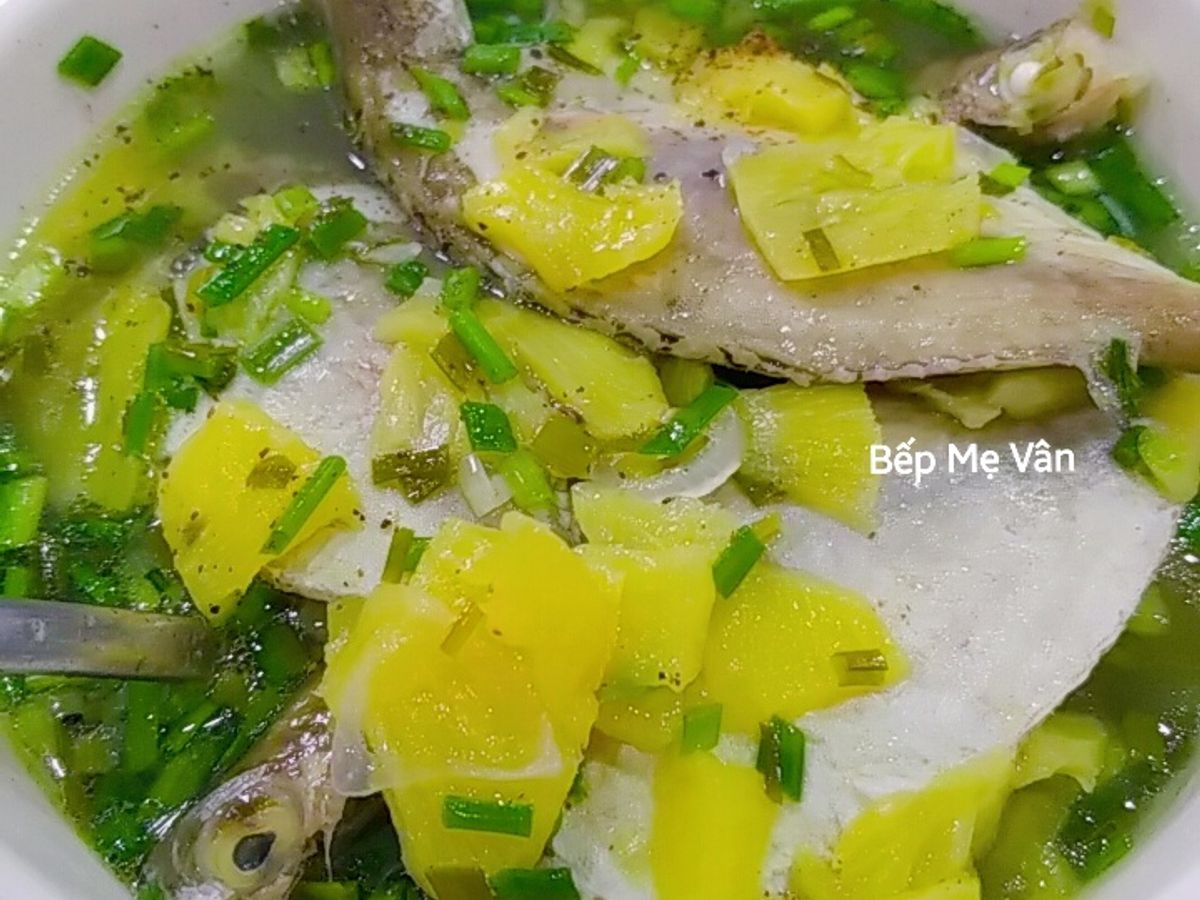Canh cá kình nấu thơm