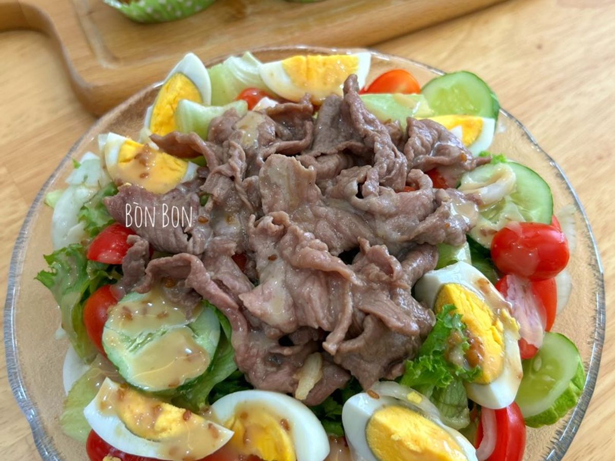 Salad Sốt Mè Rang Bò Trứng