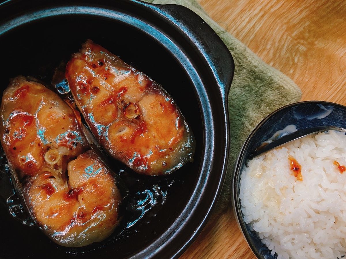 Cá ba sa kho tộ