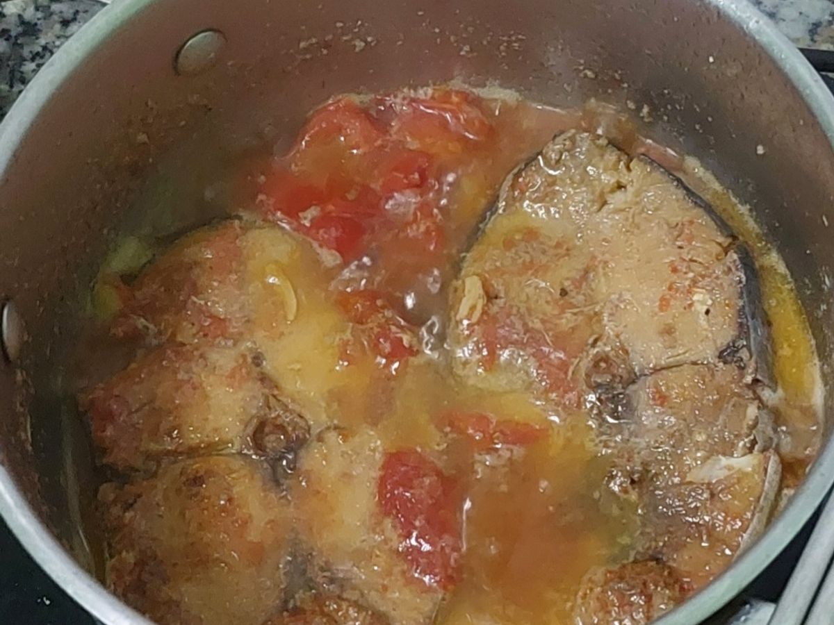 Cá thu kho cà chua