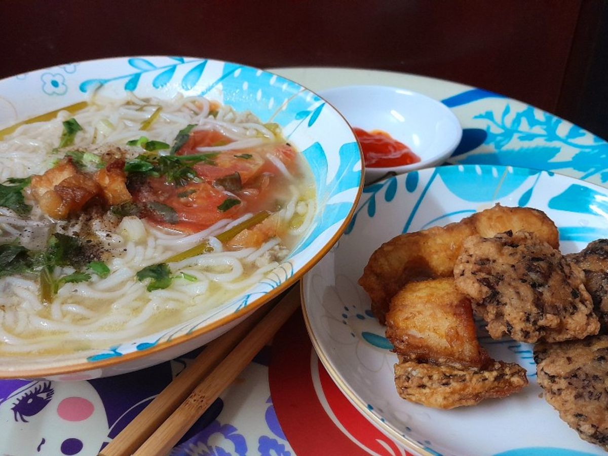 Bún chả cá viên