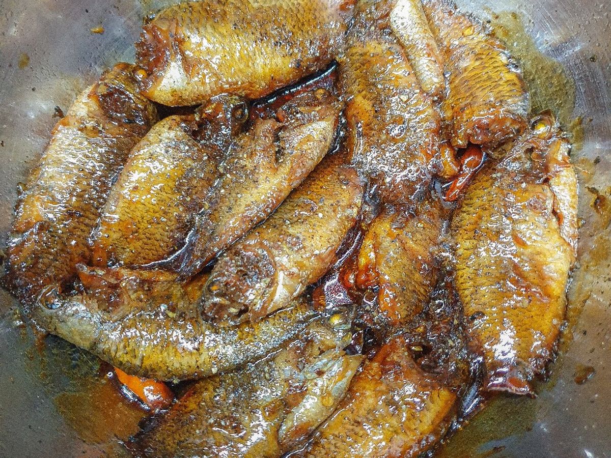 Cá rô đồng kho quẹt