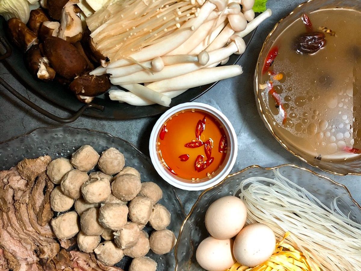 Lẩu Bò Tiềm (Bò Nạm và Bò Viên)