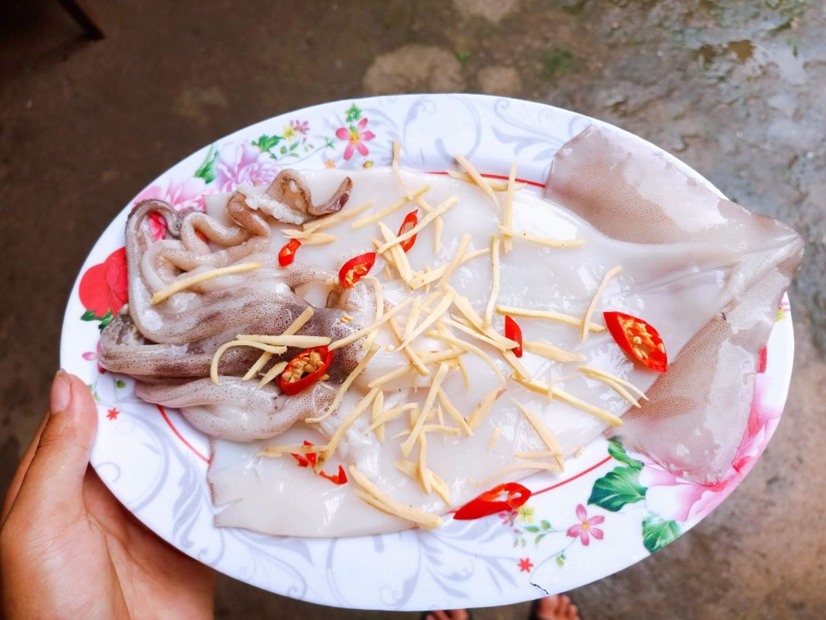 Mực 1 nắng hấp gừng