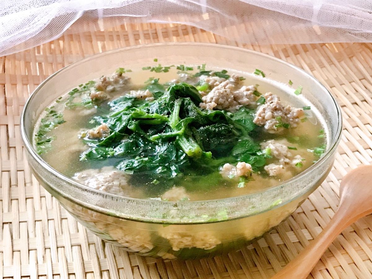 Canh Rau Xà Lách Xoong Thịt Bằm Thả Viên